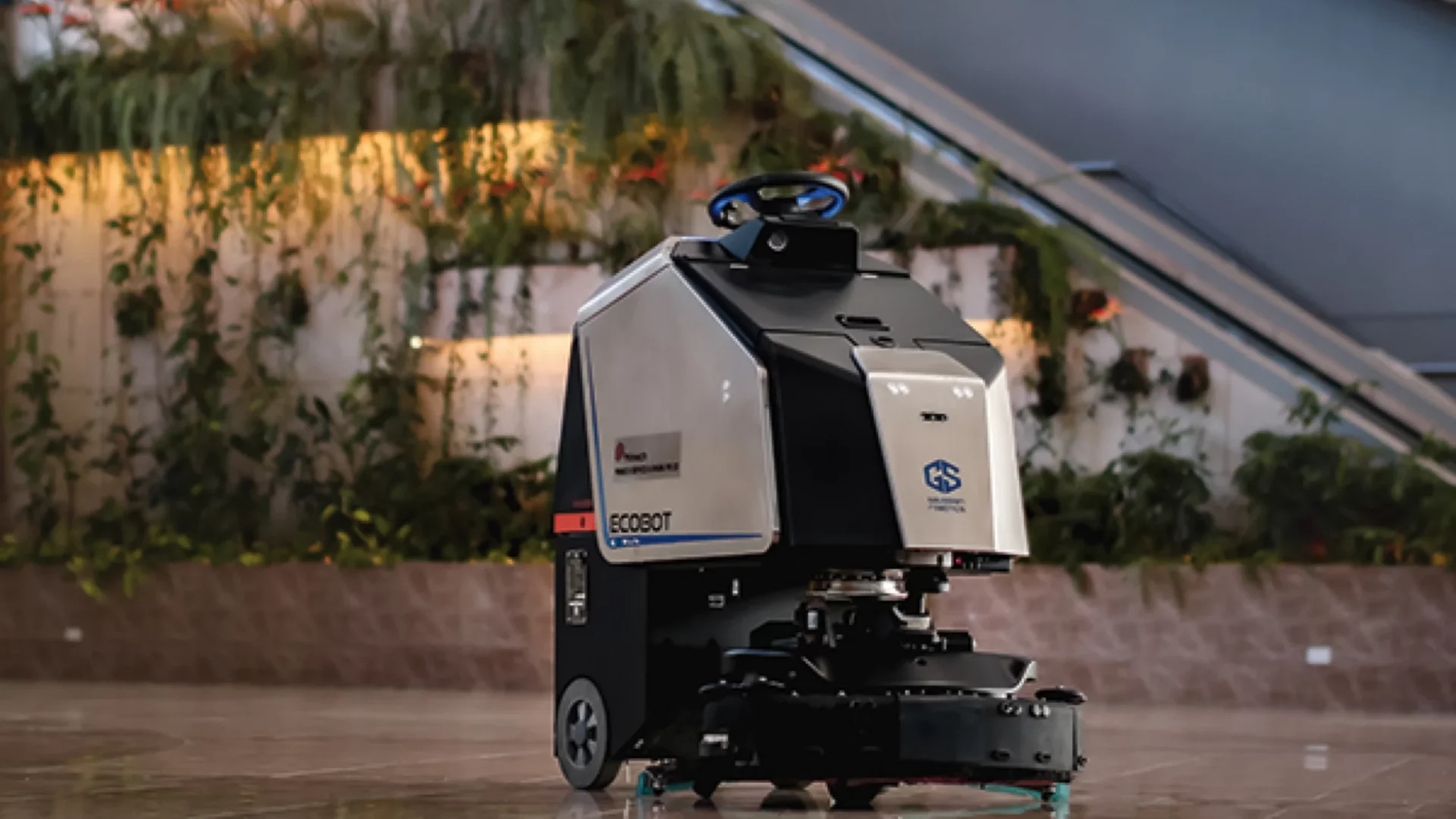 Image of cleaning robot, Scrubber 75, in a venue